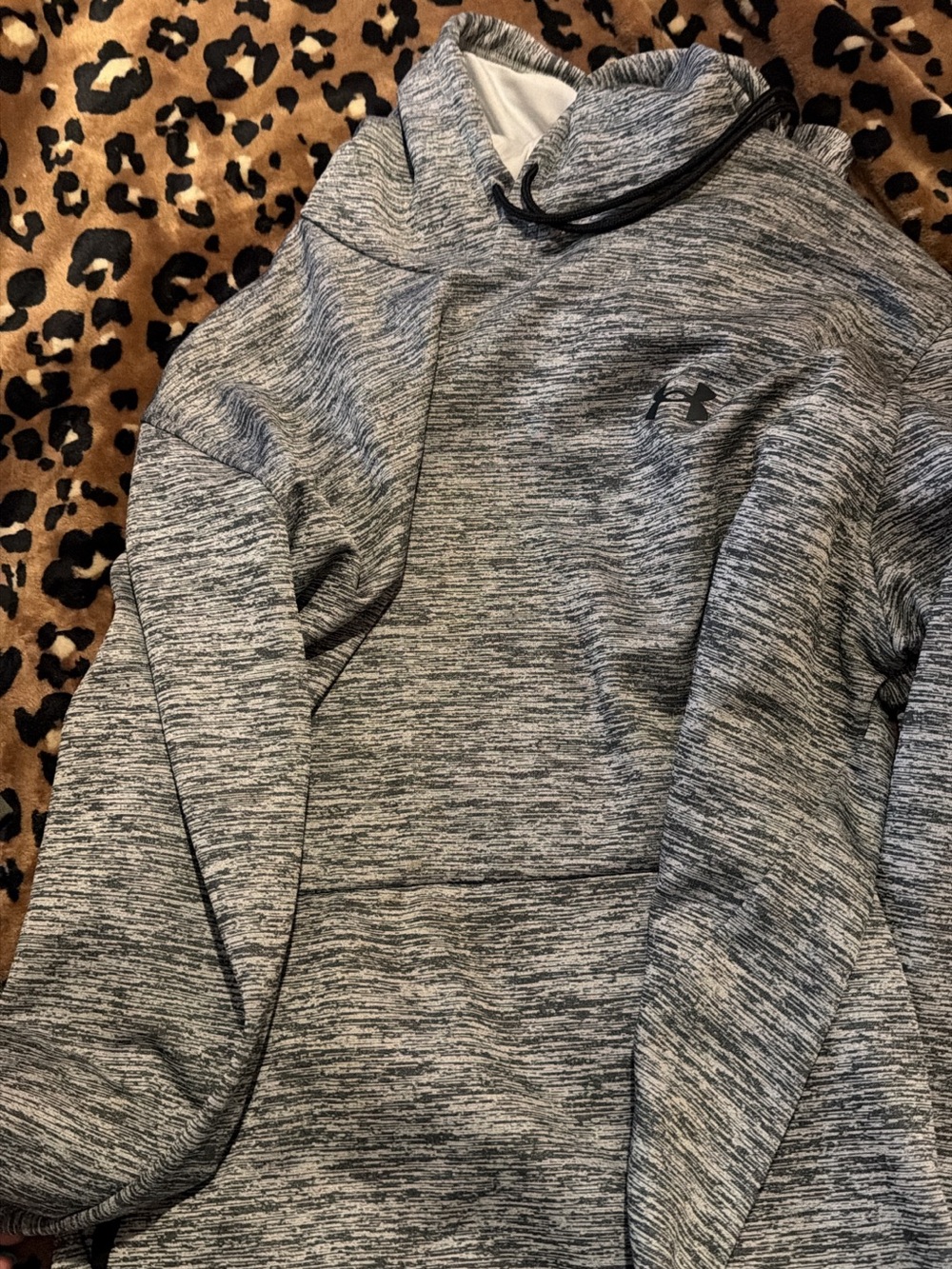 Under Armour Men's Gray Heather Crewneck Sweatshirt